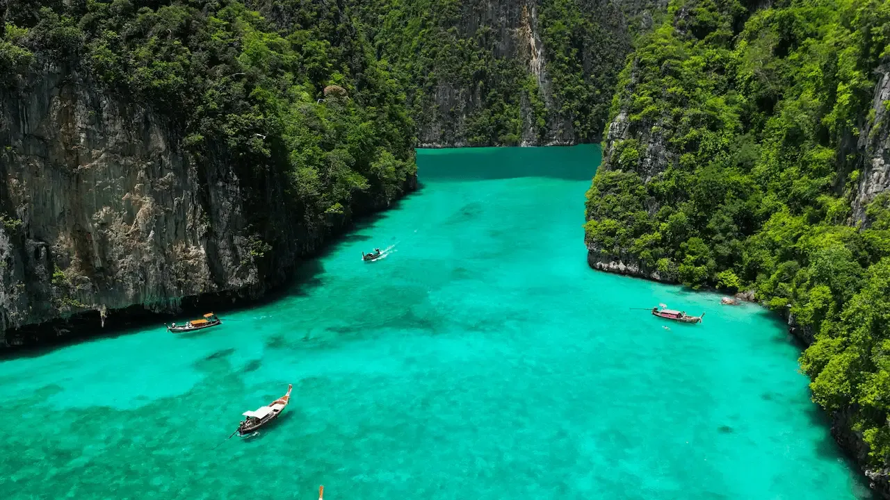 Pi Leh Bay (Pi Leh Lagoon)