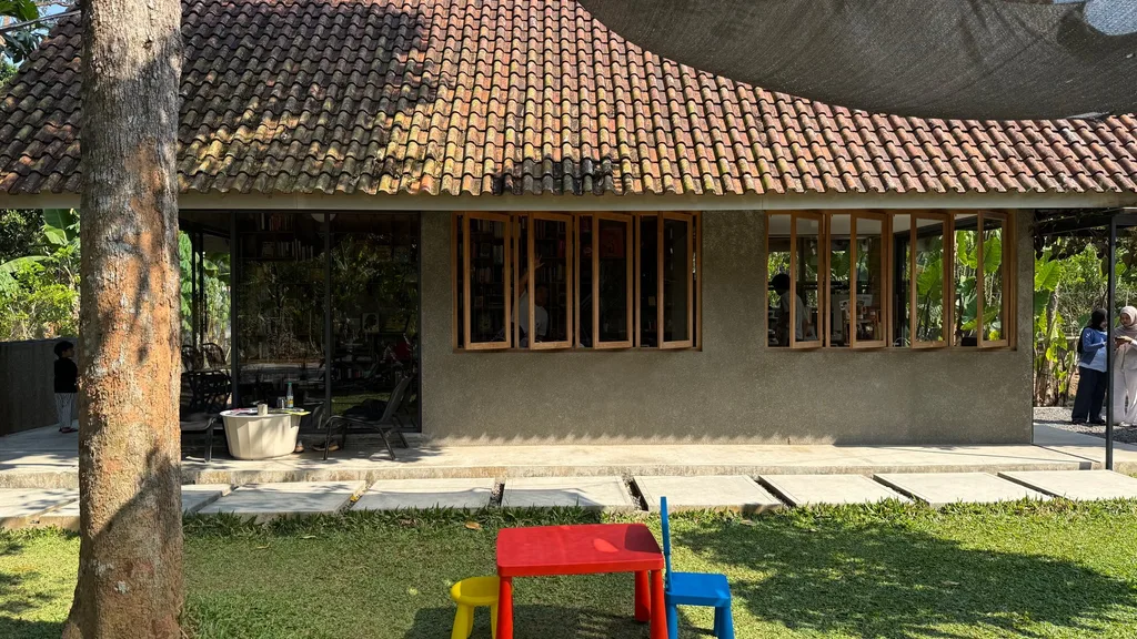 One of three quiet places Aninda photographed recently. The calm, she says, comes from just looking at the objects around her.