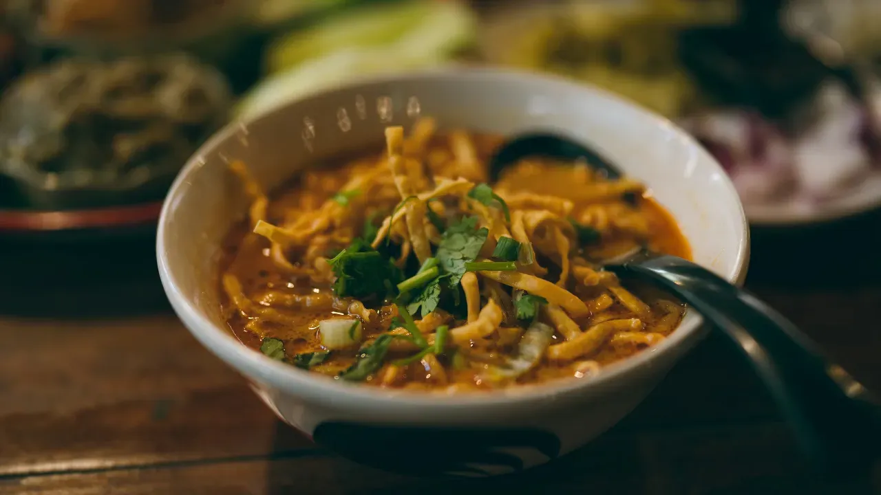 kaho soi chiang mai curry