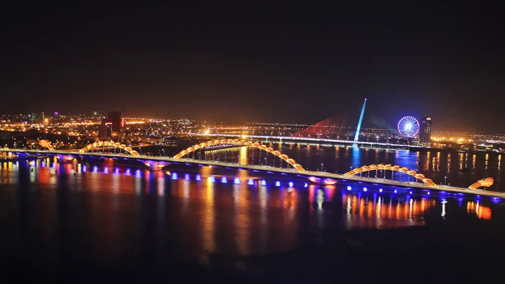 the dragon bridge in da nang at night