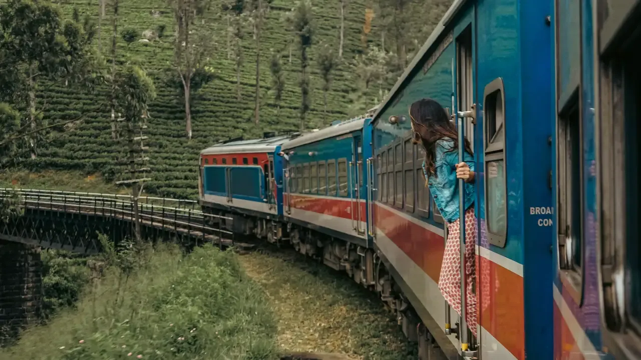 Tourist aboard iconic train in Ella