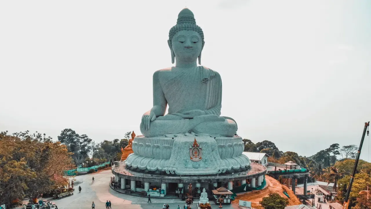 big buddha statue in phuket